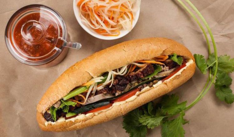 Bánh mì thập cẩm của các lò lâu năm