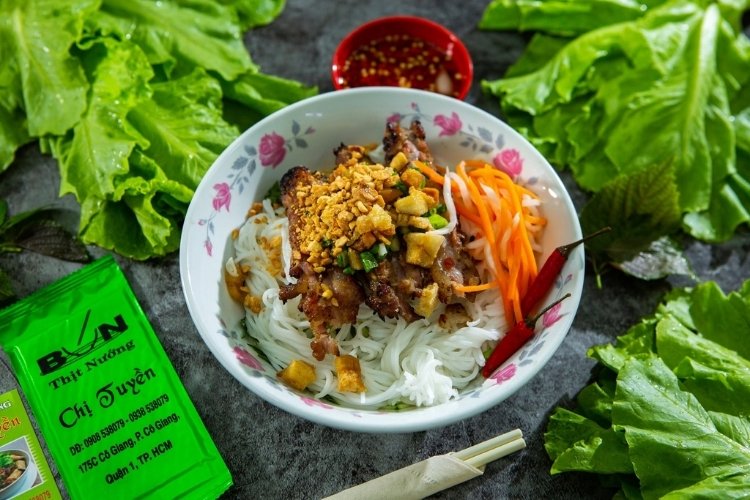 Bún thịt nướng