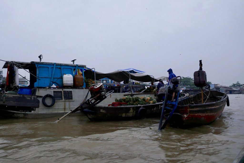 Chợ nổi Cái Răng