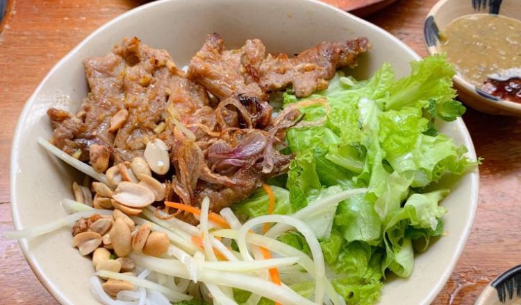 Bún thịt nướng