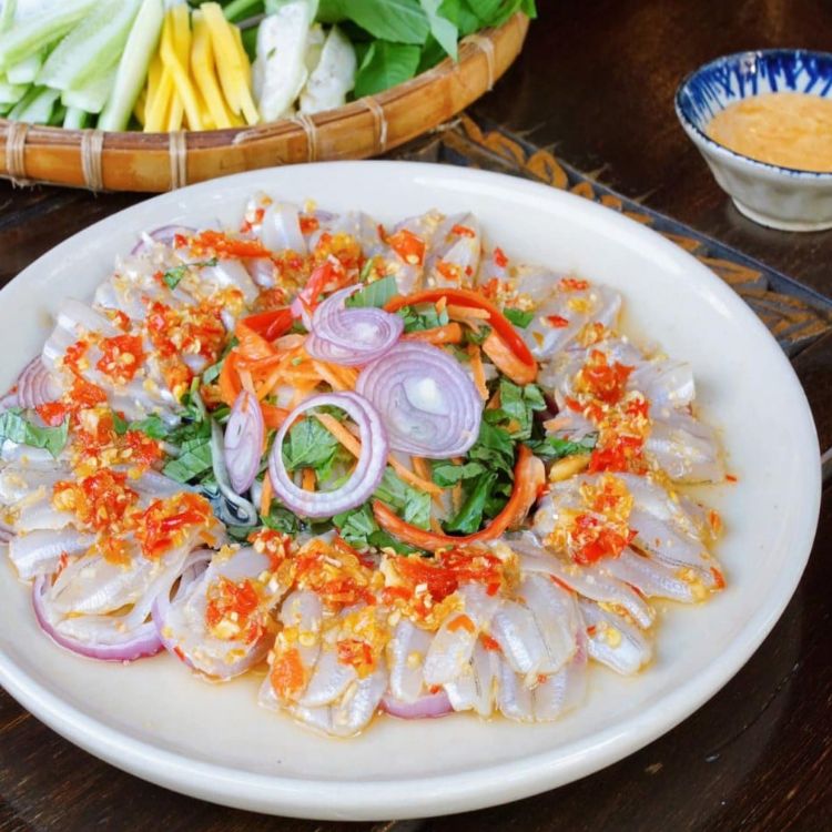 Gỏi cá mai