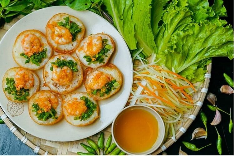 Bánh căn Cam Ranh