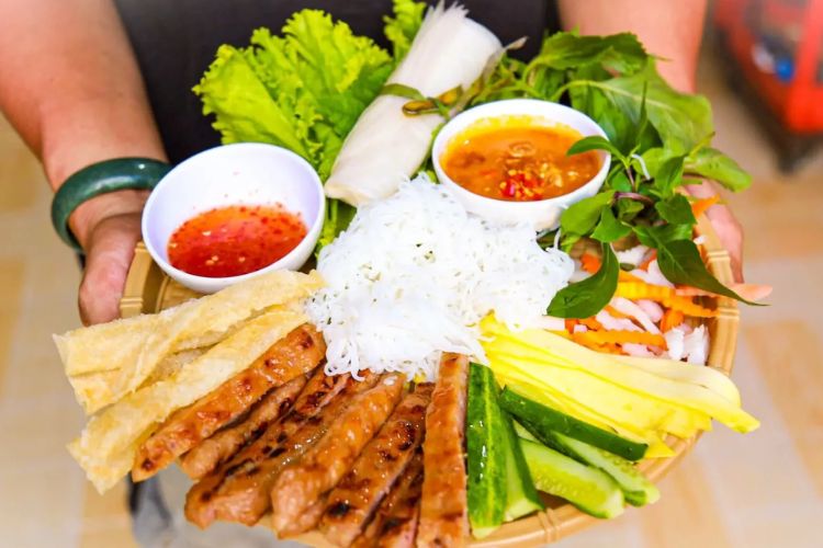 Nem nướng Ninh Hòa
