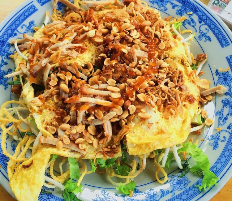 Pizza hủ tiếu