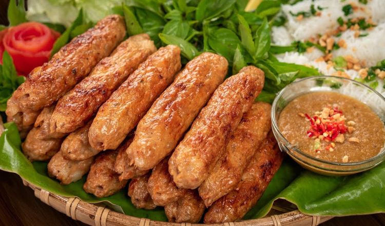 Nem nướng Cái Răng