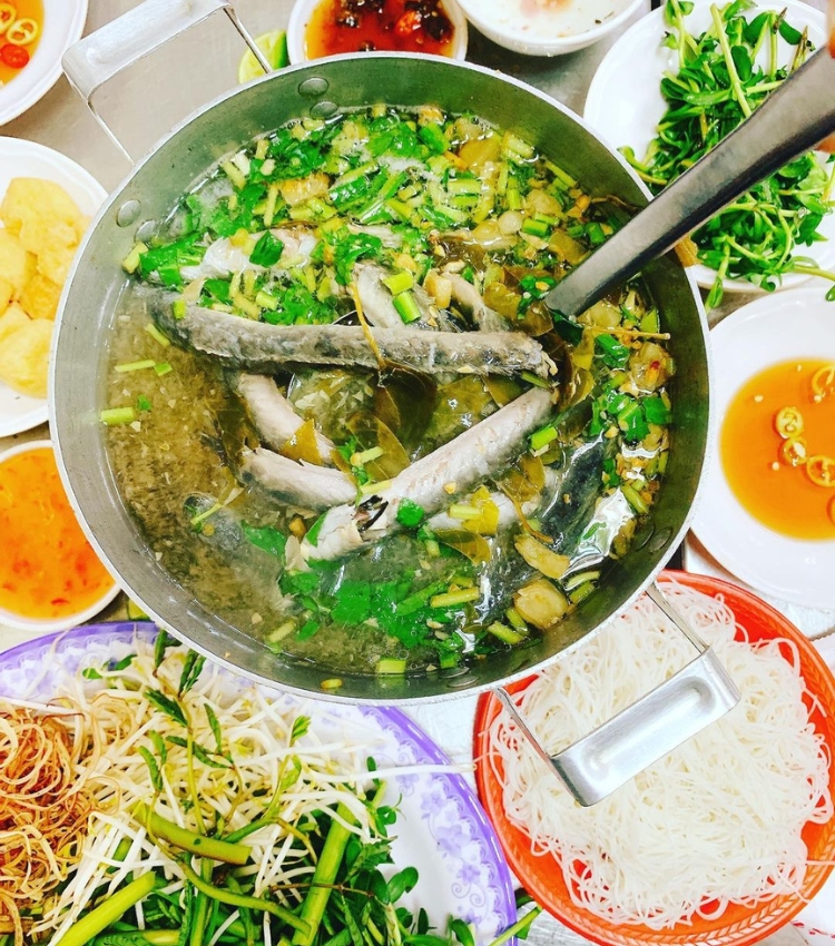Lẩu cá kèo Bà Huyện